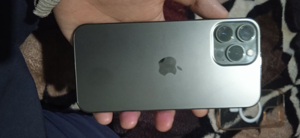 Iphon 13 pro max 6/128 89/Yomks