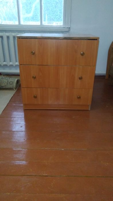 Комод с зеркалом