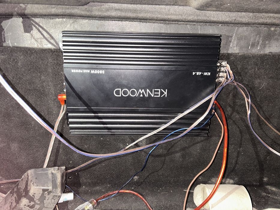 Колонки 6 шт и усилитель