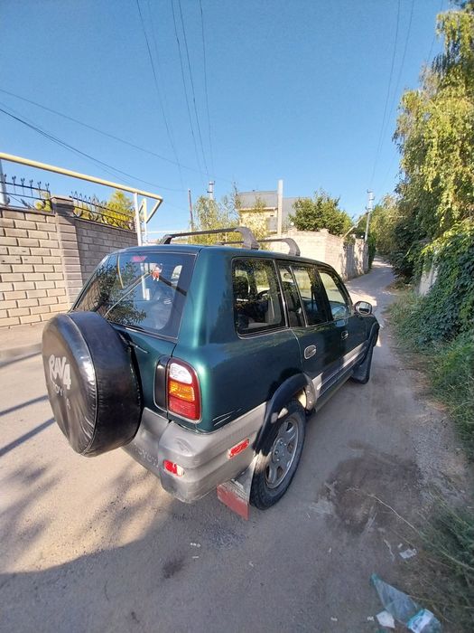 Продам Toyota Rav-4