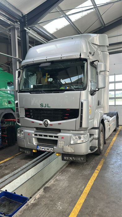 Renault Premium 2013
