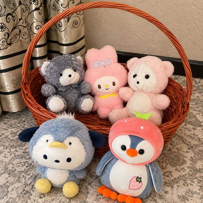 Корзина с игрушками