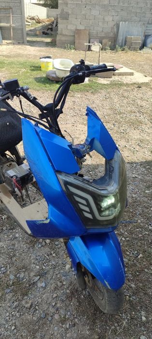 Скутер мопед продам