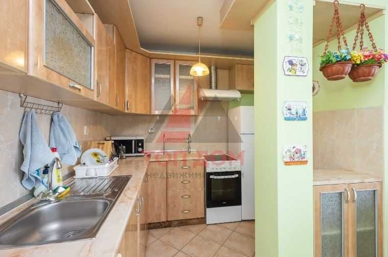 Дава се под наем Четиристаен апартамент в Варна, Общината - 110 кв.м за 1500 € - Снимка #3