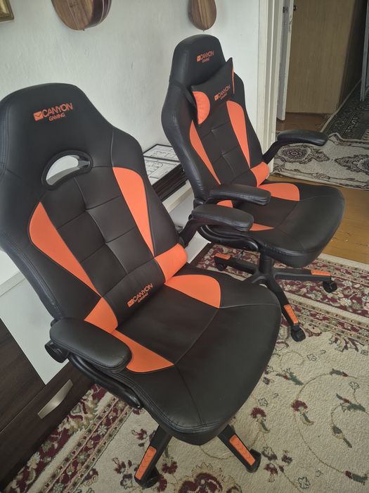 игровое кресло 2 шт. цена 40000 шт.