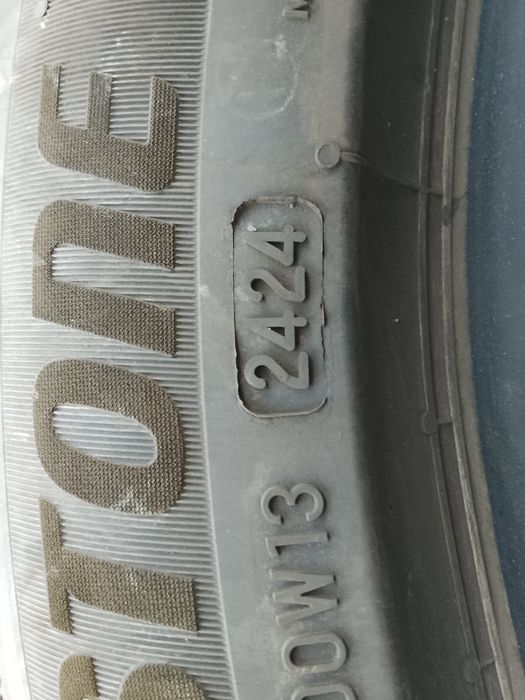 235 50 18. Bridgestone. An 2024