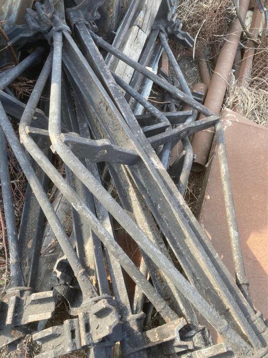 Железнодорожные запчасти.