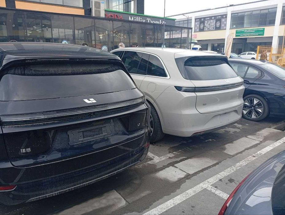 Lixiang L7 Ultra 2026 restyling naxt savdoga