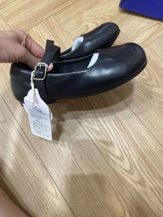 Кожаные туфли для девочки