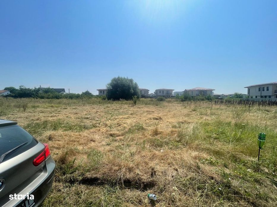 Teren intravilan de vanzare