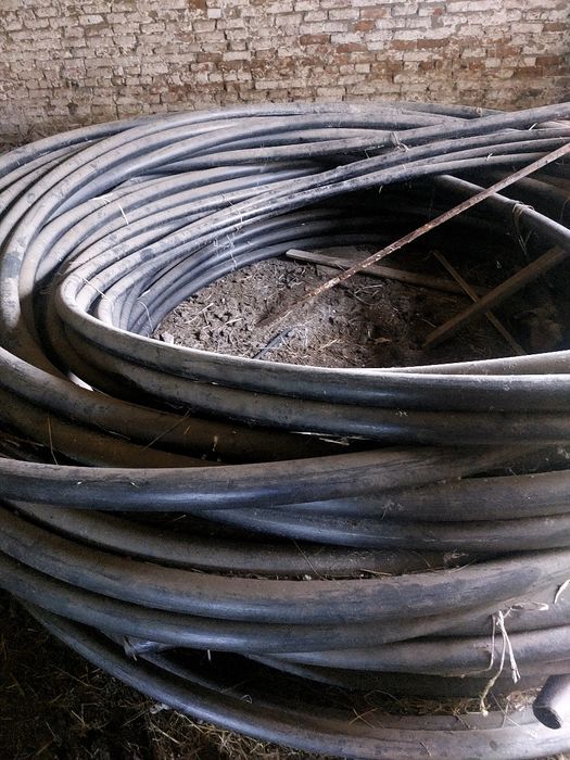 Продам водопровоный шланг  шланги обсалютно новый шланги