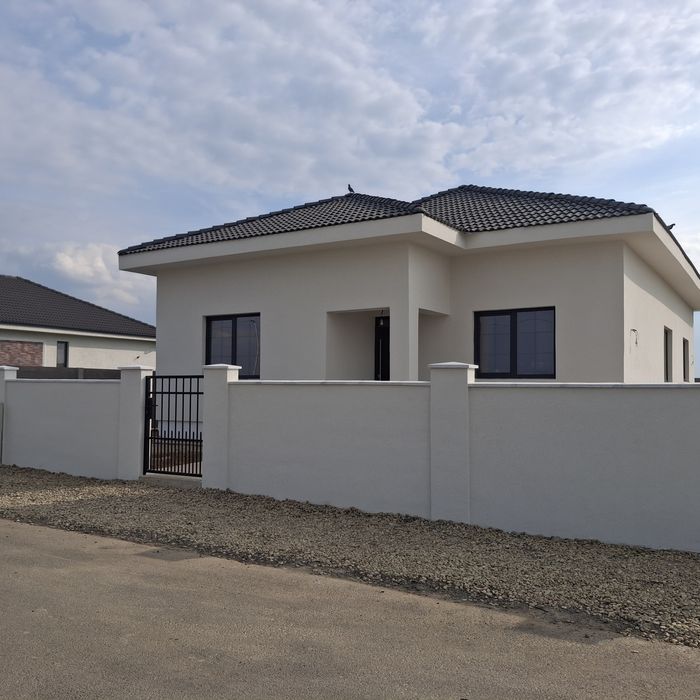 Casa individuala între mosnita si urseni