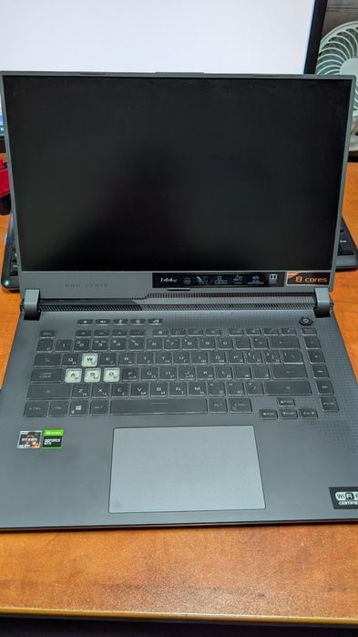 Ноутбук ASUS ROG Strix G513IH