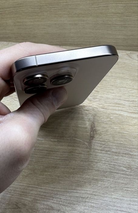 Iphone 16 Pro Max 256(SCHIMB doar cu IPHONE 17 PRO)