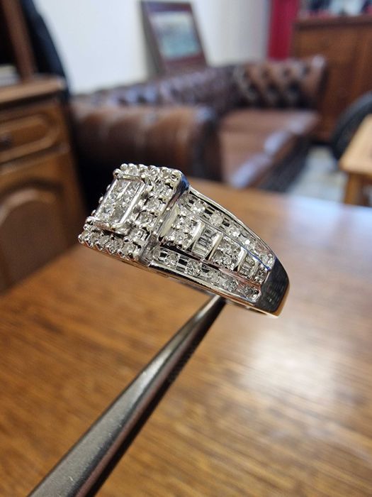 Златен Пръстен с Диаманти 0.40ct. - Заложна къща Галерия 65