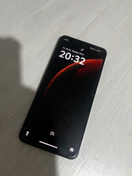 Vivo Y100 в хорошем состоянии