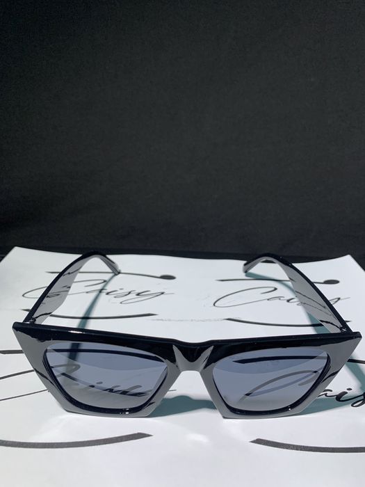 Слънчеви очила парти розови жълти червени черни бели черни