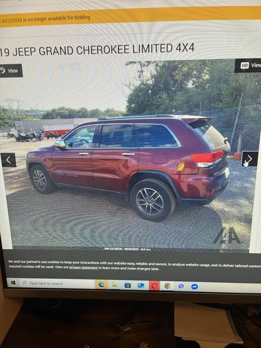 Продавам jeep grand cherokee wk2 на части