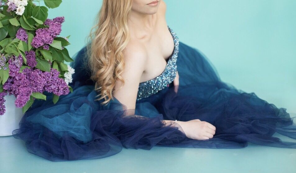 Бална рокля синя