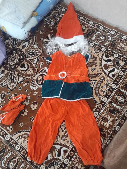 Новогодний костюм гномика