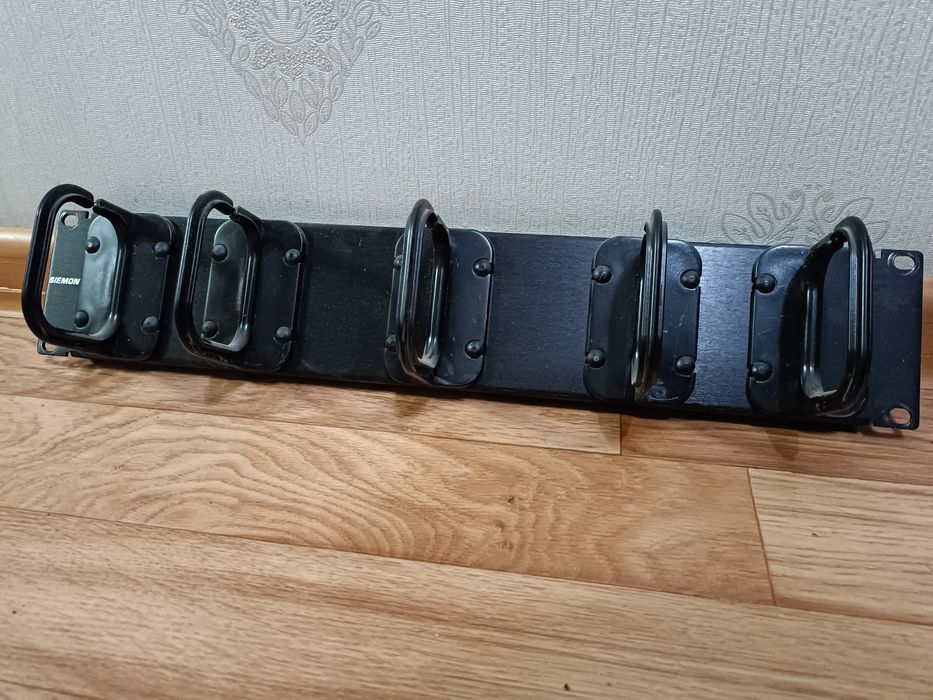 Органайзер для проводов