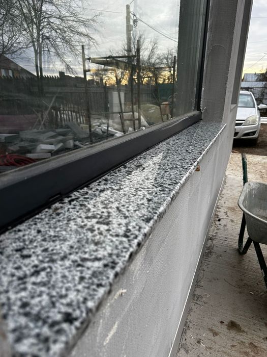 Glafuri, pervaz, granit, marmură