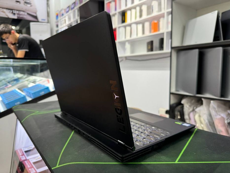 lenovo legion Core i5-8gen 16/512GB