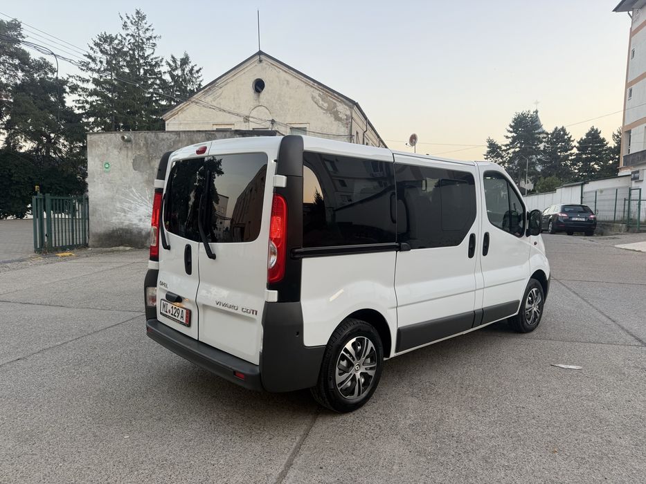 Opel vivaro 8+1 locuri 2014 euro 5