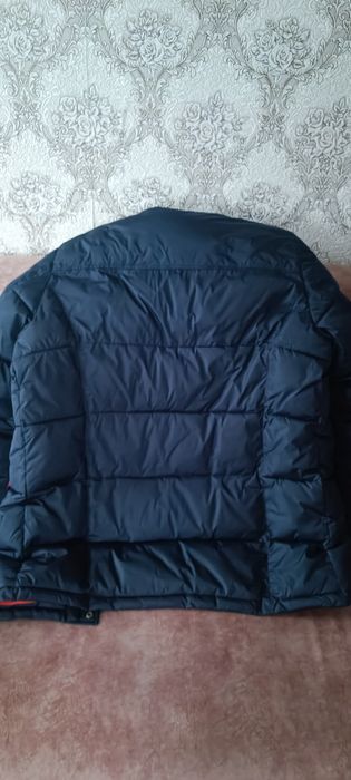 Продам.    пуховик