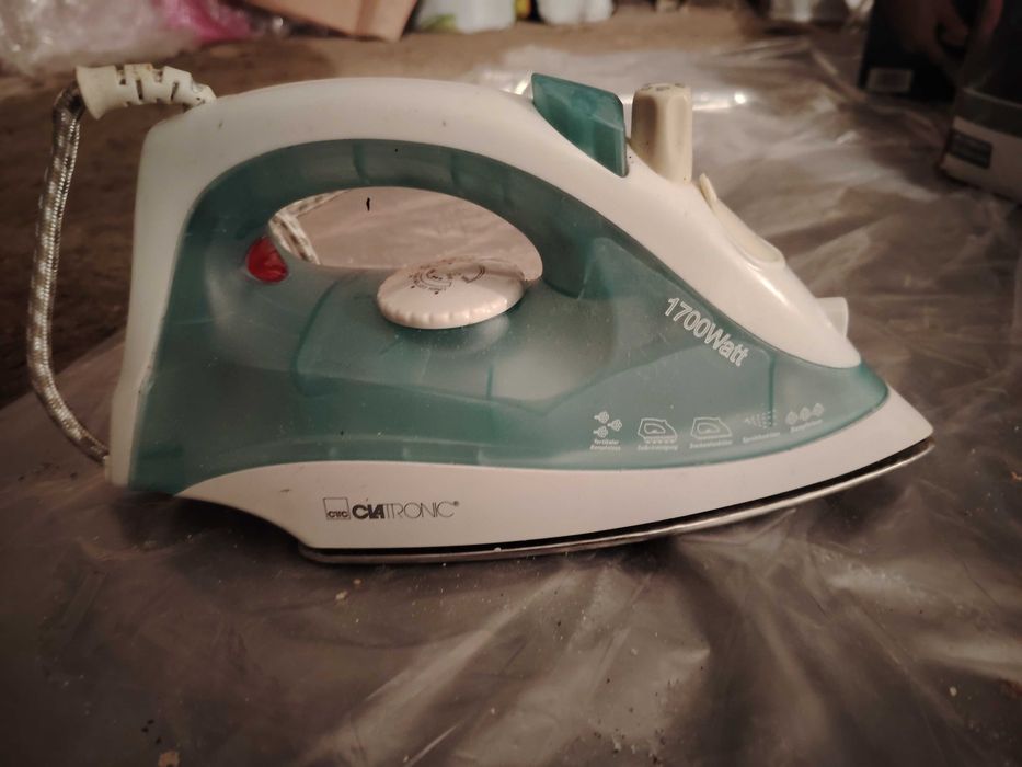 Fier de calcat Clatronic , 1700 W
