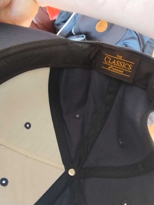 Шапки с козирка Dc