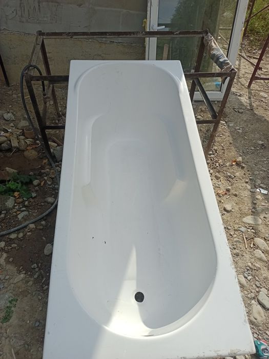Продам  ванну 170 см