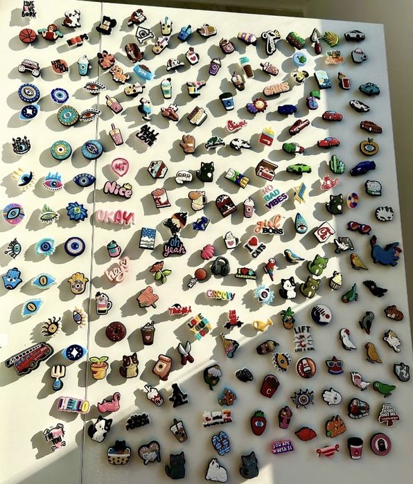 Jibbitz pin charm accesorii crocs mickey basket natura munte ronaldo