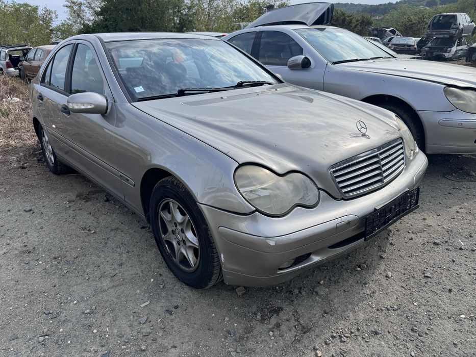 Mercedes-Benz C220 w203 143hp 2003г На Части