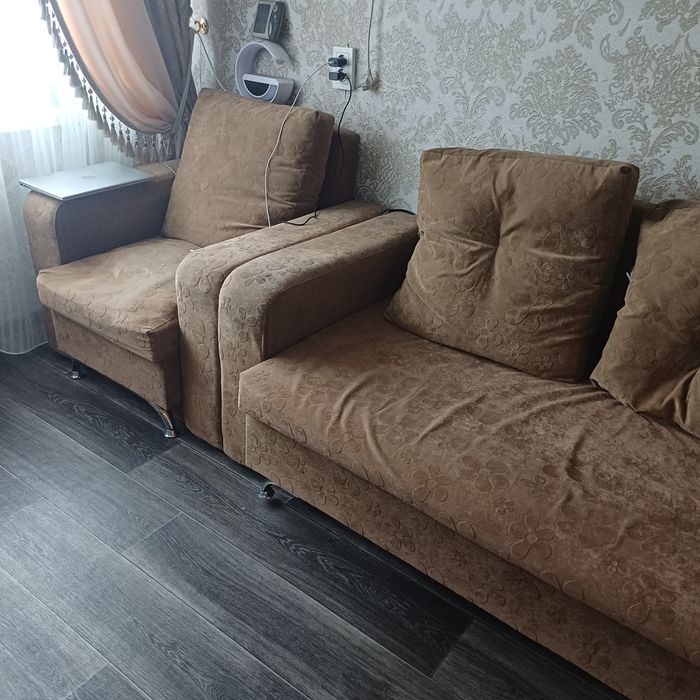 Продам мягкий уголок.