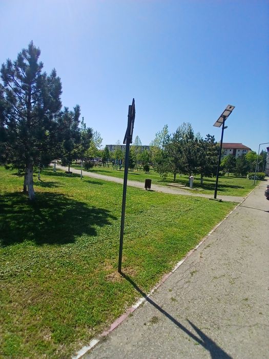 Teren intravilan 834mp cu clădire 237mp in centrul orașului  Motru