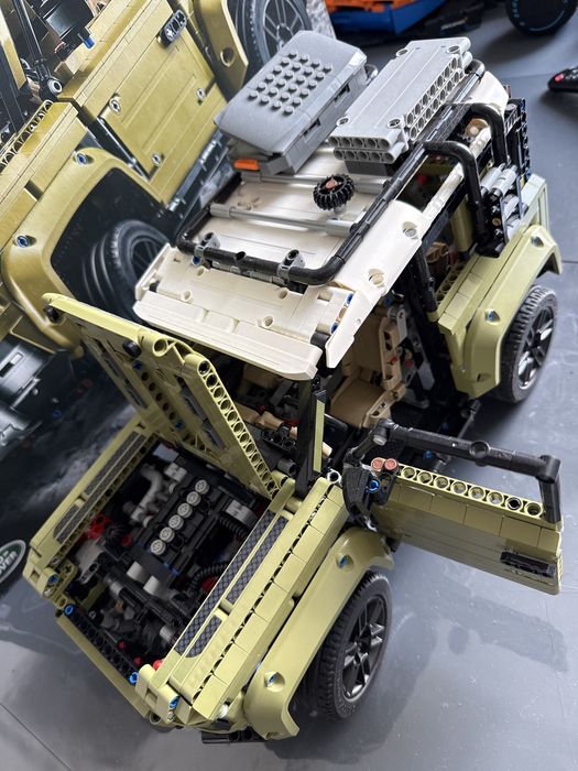 Lego technic Defender