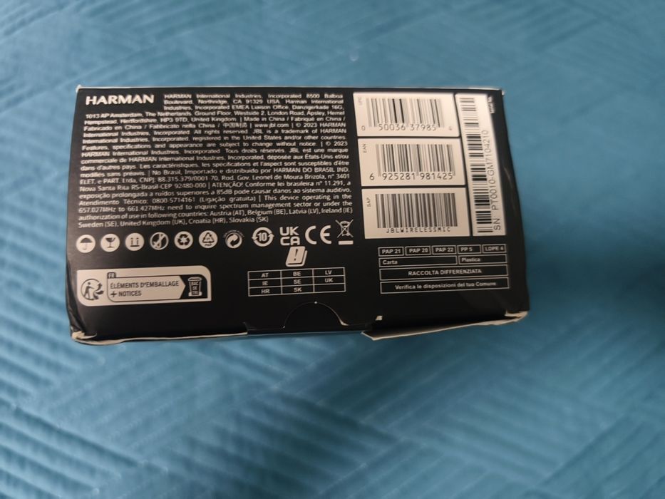 Беспроводной микрофон JBL новый