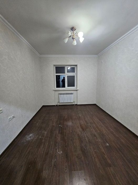 Sotiladi Sergeli 5a 2 xona 55000$