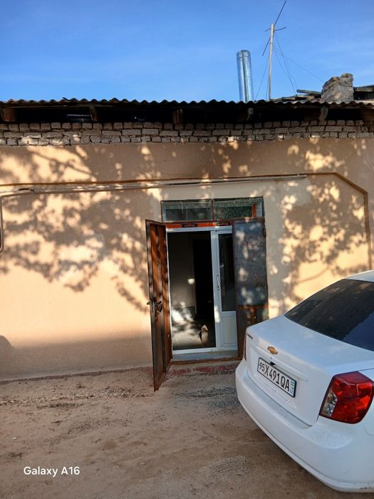 Мир кошеде имарат арендага бериледи