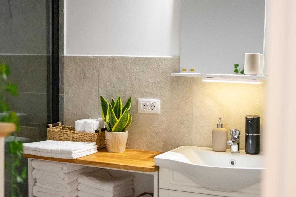 Apartament 3 camere - Central - De închiriat