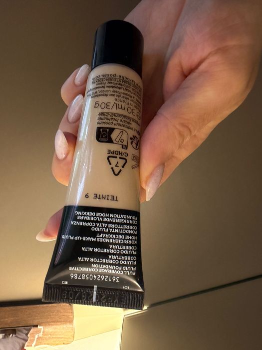 La Roche-Posay Toleriane Коригиращ фон дьо тен-флуид, No9
