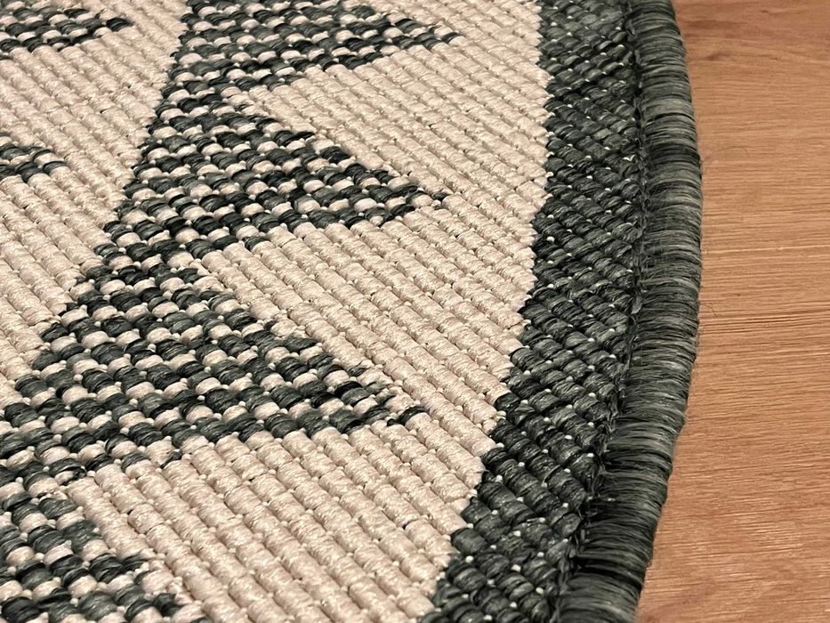 Covor rotund 2 fete, model geometric verde/crem, Ø140 cm