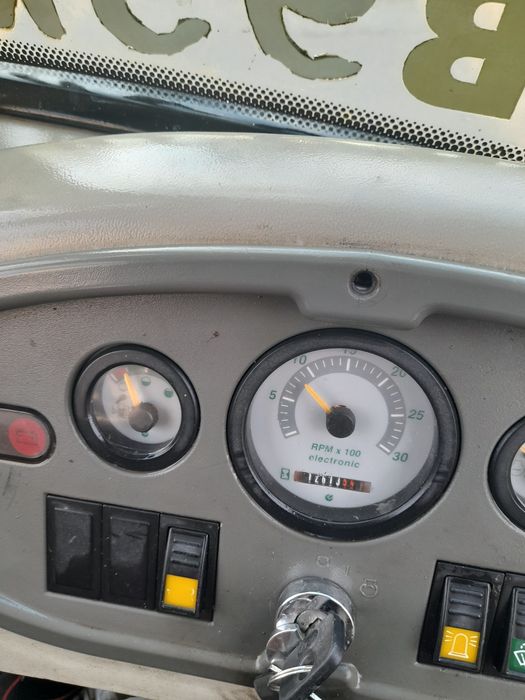 Buldoexcavator Komasu