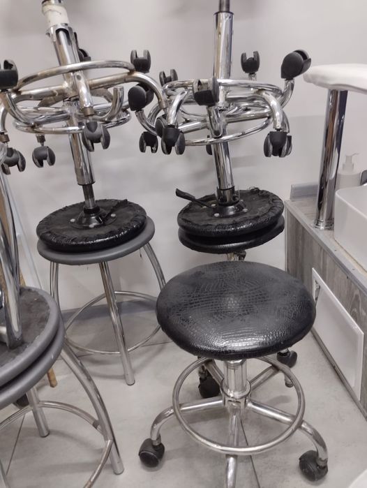 Продам стулья б/у