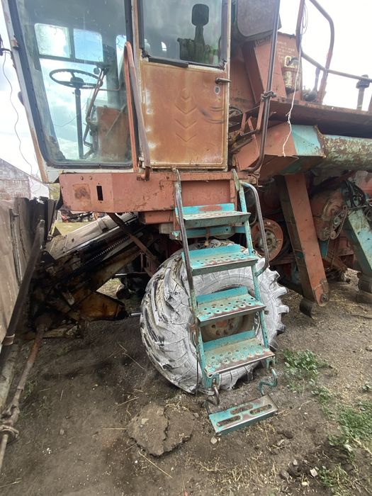 Продам комбайн енесей