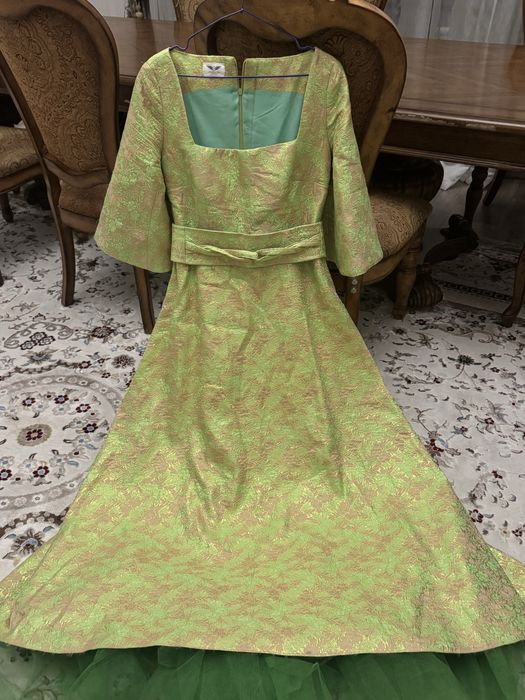 Платье дизайнера Ayoka bo