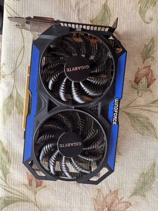 Placa video GIGABYTE GeForce GTX 960 OC WindForce 2X 4GB GDDR5 128-bit HDMI