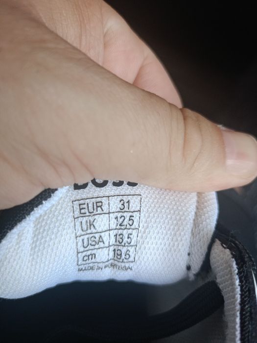 Детски обувки  и сандали Boss