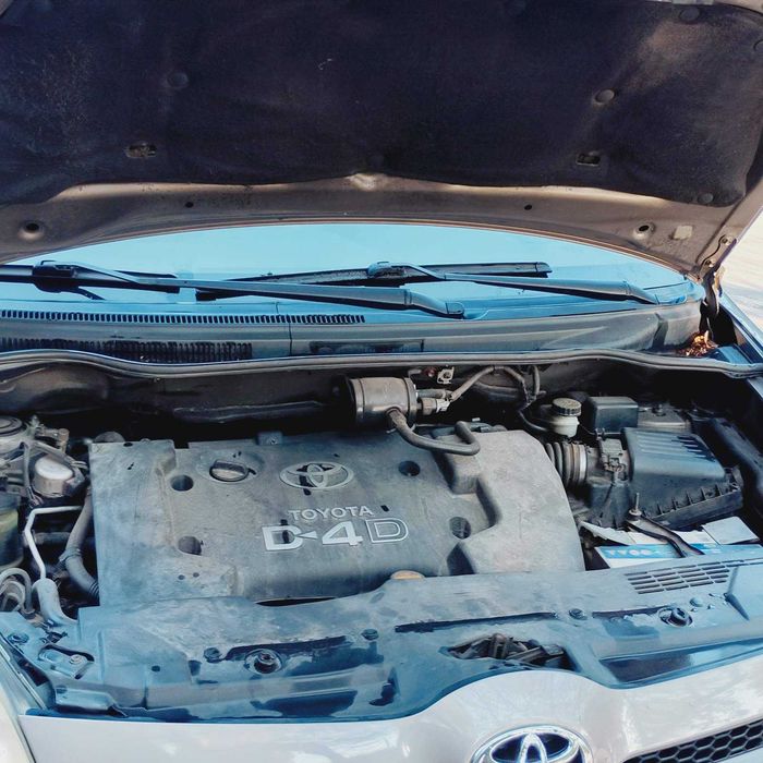 Безупречен Toyota Verso 2005г, обслужен, кара се ежедневно